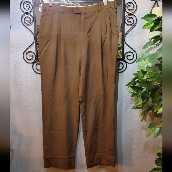Vintage Hart Schaffner & Marx Pure Virgin Wool Pleated Pants / Size 36 x 41 - Picture 1 of 9
